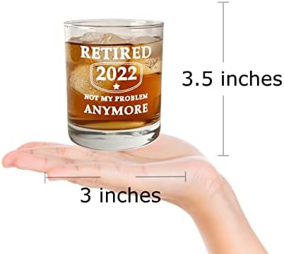 כוס וויסקי קוקטייל פרישה-בדימוס 2022 כבר לא הבעיה שלי-מתנות חידוש משקה בדימוס מצחיקות לגברים