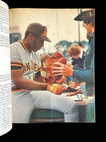 1974 סטיב רוג ' רס מונטריאול אקספוז חתם על מגזין הבייסבול של לה רוויו עם מגזינים עם חתימות הולוגרמה