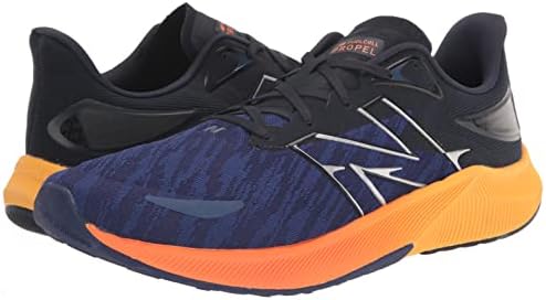 New Balance's FuelCell Propel V3 נעל ריצה
