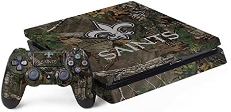 עור מדבקות סקיט תואם לחבילה PS4 Slim - מורשה רשמית NFL New Orleans Saints Realtree Xtra Green Camo Design