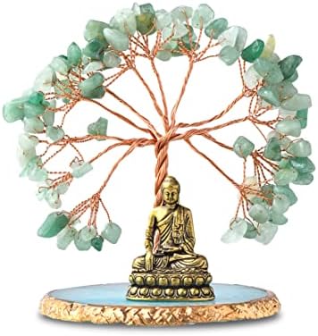 צלב קרסין בודהה פסל עם ריפוי קריסטל עץ, עץ של חיים עבור חיובי אנרגיה. בית תפאורה יוגה מדיטציה. ירוק.