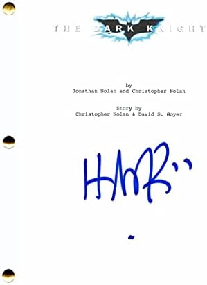 האנס צימר חתם על חתימה על התסריט המלא של האביר האפל - מלחין ציון סרטים מנצח באוסקר, נדיר מאוד - נהג