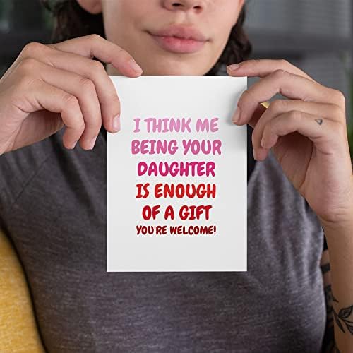 כרטיס יום האם המצחיק לאמא, מתנה סרקסטית מהבת, רעיונות ייחודיים למתנות יום הולדת, כרטיס לאמא מהילד, להיות הבת